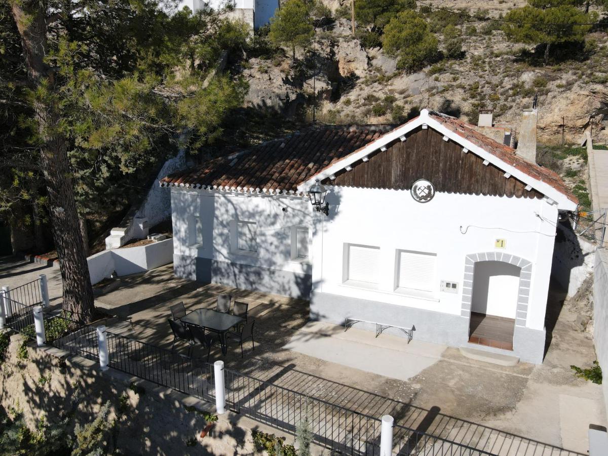 Casa Rural Casa Forestal Yeste Exterior photo